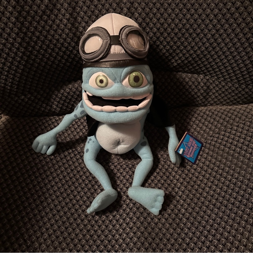 The Annoying Thing plush electronic frog RARE